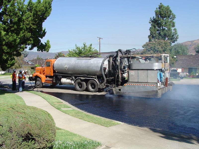 Asphalt Slurry Sealing in Grand Rapids, MI