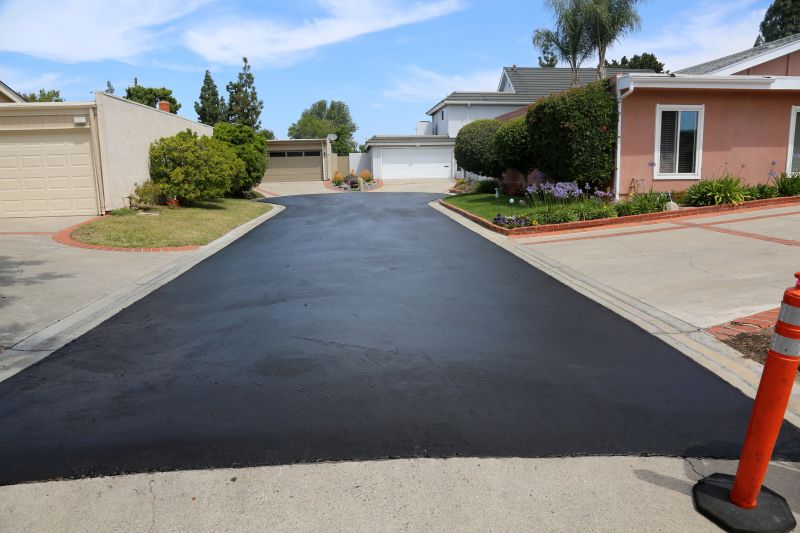 Residential Driveway Sealcoating in Fort Myers, FL