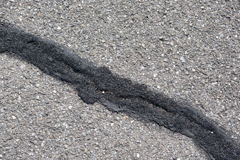Tar Driveway Sealing in San Antonio, TX